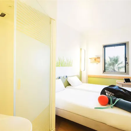 Ibis Budget Aeropuerto מלון 4*