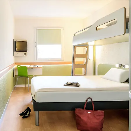 מלון Ibis Budget Aeropuerto 4*